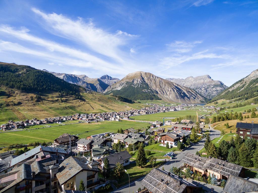 Park Chalet Village Livigno Extérieur photo