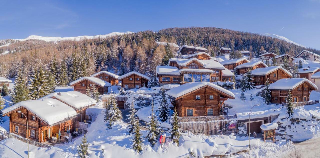 Park Chalet Village Livigno Extérieur photo